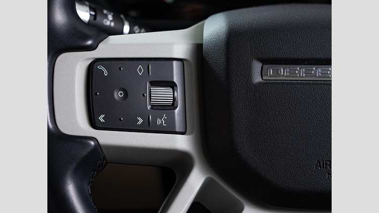 2021 認定中古車 Land Rover Defender 110 ゴンドワナストーン P300 AWD（AT） SE