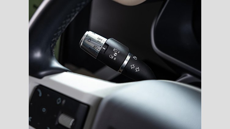 2021 認定中古車 Land Rover Defender 110 ゴンドワナストーン P300 AWD（AT） SE