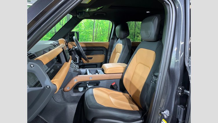 2023 認定中古車 Land Rover Defender 110 カルパチアングレイ D300 AWD（AT） X-DYNAMIC HSE