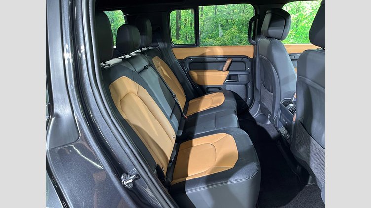 2023 認定中古車 Land Rover Defender 110 カルパチアングレイ D300 AWD（AT） X-DYNAMIC HSE