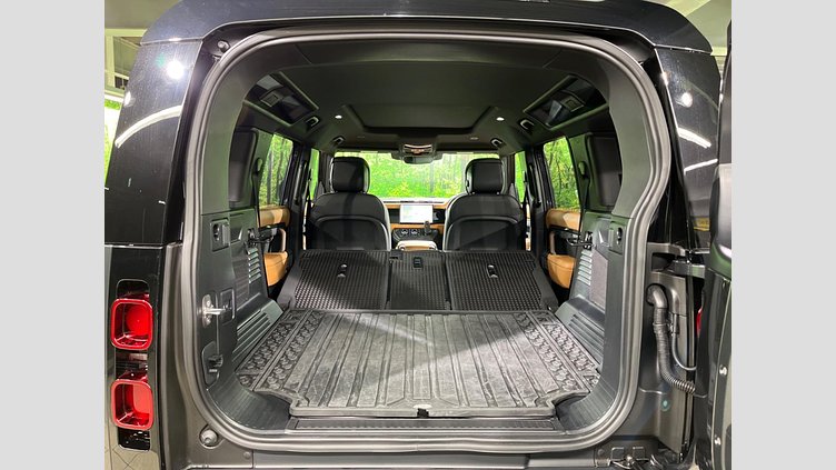 2023 認定中古車 Land Rover Defender 110 カルパチアングレイ D300 AWD（AT） X-DYNAMIC HSE