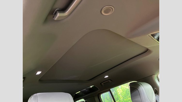 2023 認定中古車 Land Rover Defender 110 カルパチアングレイ D300 AWD（AT） X-DYNAMIC HSE