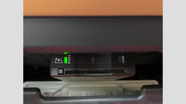 2023 認定中古車 Land Rover Defender 110 カルパチアングレイ D300 AWD（AT） X-DYNAMIC HSE