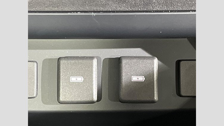 2023 認定中古車 Land Rover Defender 110 カルパチアングレイ D300 AWD（AT） X-DYNAMIC HSE