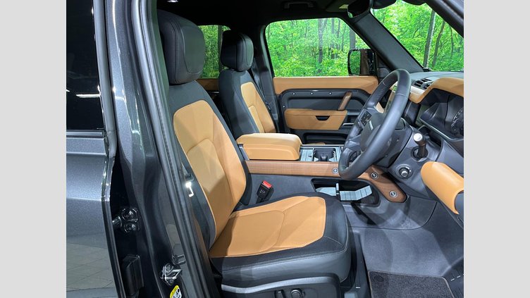 2023 認定中古車 Land Rover Defender 110 カルパチアングレイ D300 AWD（AT） X-DYNAMIC HSE
