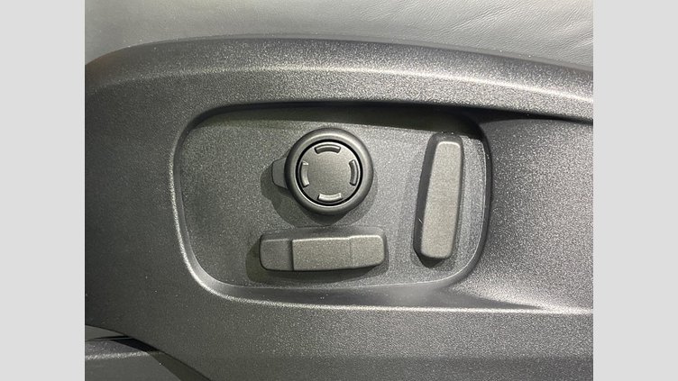 2023 認定中古車 Land Rover Defender 110 カルパチアングレイ D300 AWD（AT） X-DYNAMIC HSE