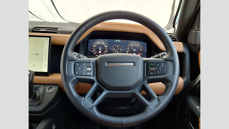 2023 認定中古車 Land Rover Defender 110 フジホワイト D300 AWD（AT） X-DYNAMIC HSE