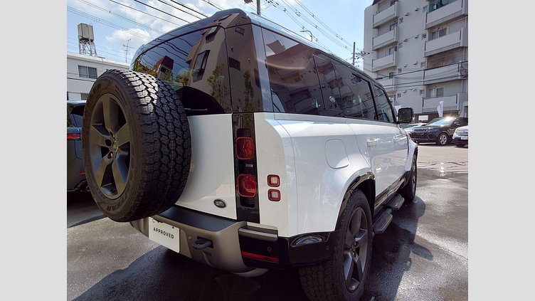 2023 認定中古車 Land Rover Defender 110 フジホワイト D300 AWD（AT） X-DYNAMIC HSE