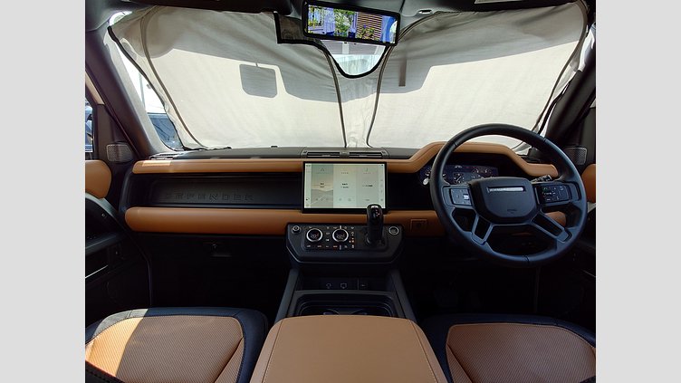 2023 認定中古車 Land Rover Defender 110 フジホワイト D300 AWD（AT） X-DYNAMIC HSE