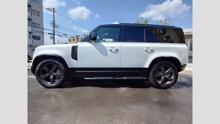 2023 認定中古車 Land Rover Defender 110 フジホワイト D300 AWD（AT） X-DYNAMIC HSE
