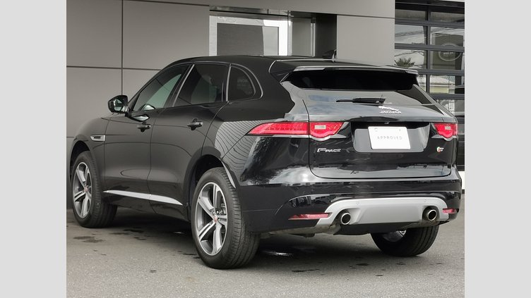 2016 認定中古車 Jaguar F-Pace Santorini Black V6 S