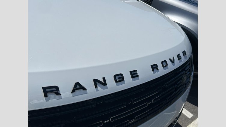 2023 認定中古車 Land Rover Range Rover Sport フジホワイト 3.0リッター6気筒300PSターボチャージドディーゼルMHEV（オートマチック） AUTOBIOGRAPHY
