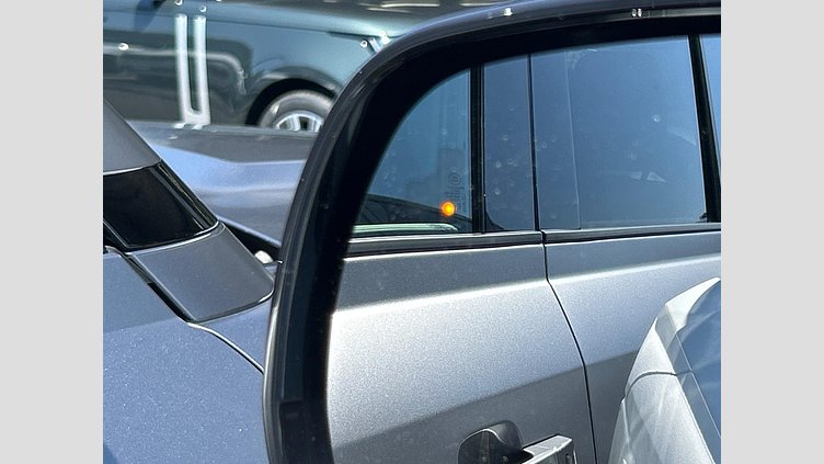 2023 認定中古車 Land Rover Range Rover Sport フジホワイト 3.0リッター6気筒300PSターボチャージドディーゼルMHEV（オートマチック） AUTOBIOGRAPHY