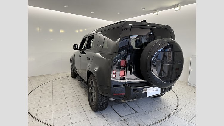 2022 認定中古車 Land Rover Defender 110 サントリーニブラック D300 AWD（AT） X-DYNAMIC HSE D300 エアサスペンション