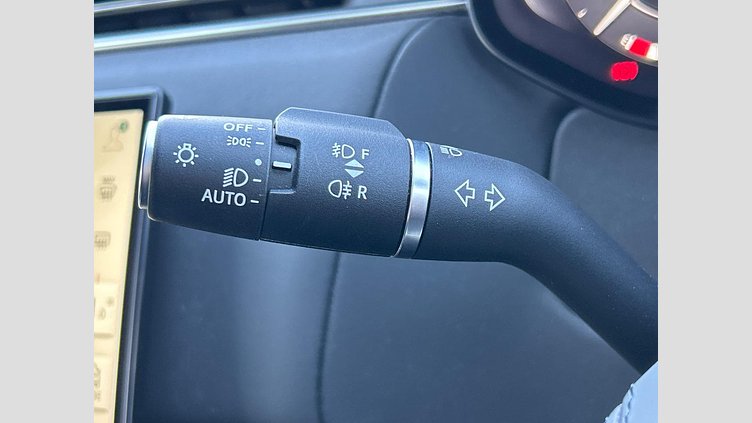 2023 認定中古車 Land Rover Range Rover Sport オストゥーニパールホワイト D300マイルドハイブリッド スタンダードホイールベース Dynamic SE