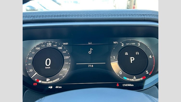 2023 認定中古車 Land Rover Range Rover Sport オストゥーニパールホワイト D300マイルドハイブリッド スタンダードホイールベース Dynamic SE
