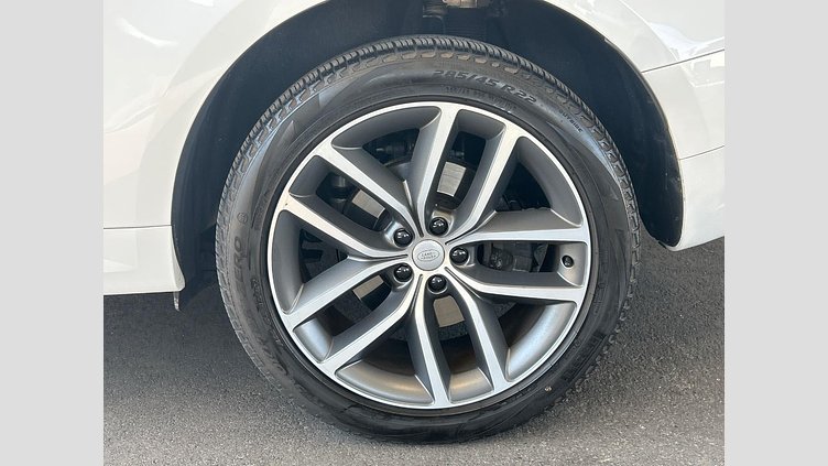 2023 認定中古車 Land Rover Range Rover Sport オストゥーニパールホワイト D300マイルドハイブリッド スタンダードホイールベース Dynamic SE