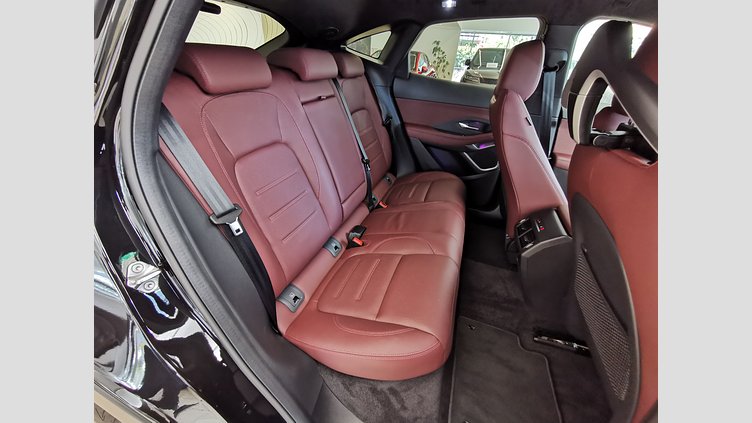 2024 認定中古車 Jaguar E-Pace サントリーニブラック P250（ガソリン） R-DYNAMIC HSE