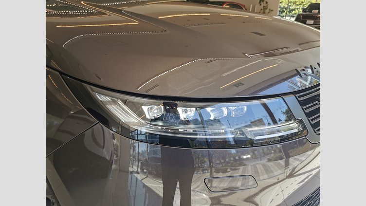 2024 認定中古車 Land Rover Range Rover Sport シャラントグレイ D300マイルドハイブリッド スタンダードホイールベース Dynamic HSE
