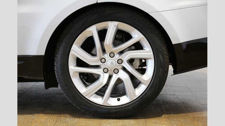 2020 認定中古車 Land Rover Range Rover Sport ユーロンホワイト 3.0リッターTDV6ディーゼル（258 PS） HSE