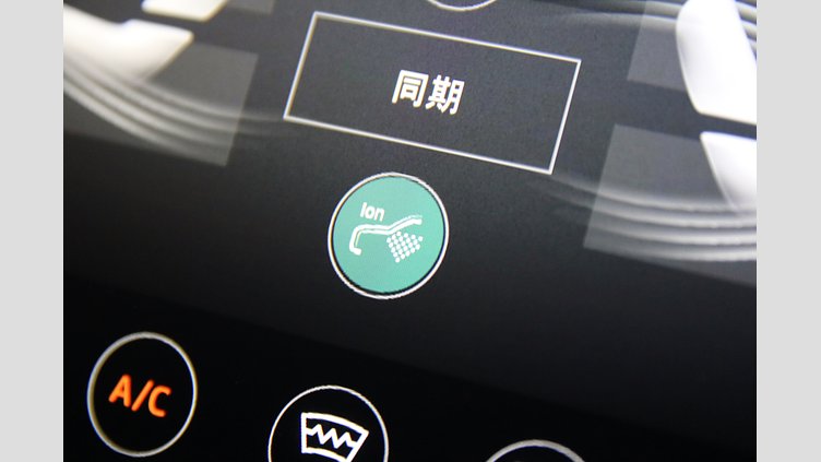 2020 認定中古車 Land Rover Range Rover Sport ユーロンホワイト 3.0リッターTDV6ディーゼル（258 PS） HSE