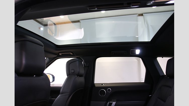 2020 認定中古車 Land Rover Range Rover Sport ユーロンホワイト 3.0リッターTDV6ディーゼル（258 PS） HSE