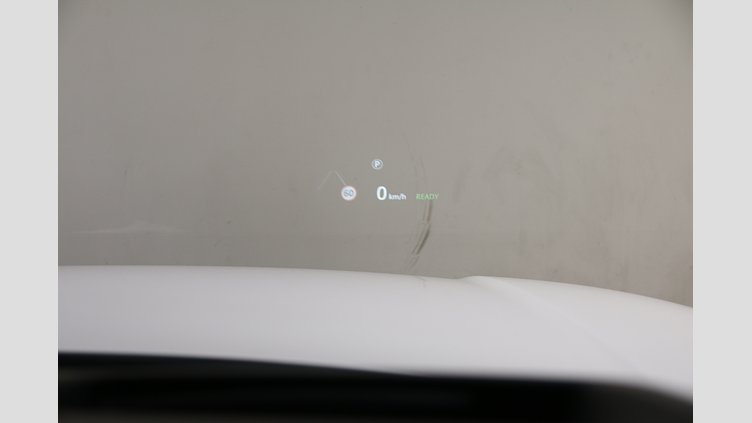 2024 認定中古車 Land Rover Range Rover オストゥーニパールホワイト（お取り扱いの有無については正規ディーラーにお問い合わせください） P550 AWD PHEV（AT） スタンダードホイールベース Autobiography