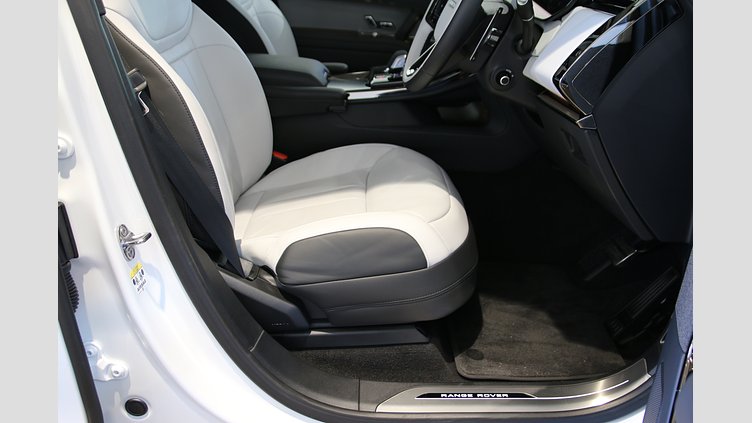 2024 認定中古車 Land Rover Range Rover Sport フジホワイト D300マイルドハイブリッド Dynamic HSE