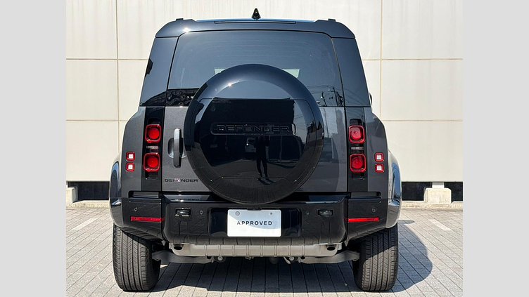 2025 認定中古車 Land Rover Defender 110 カルパチアングレイ P300 ガソリン X-Dynamic SE