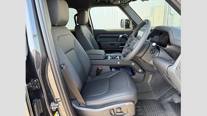Defender 110 71