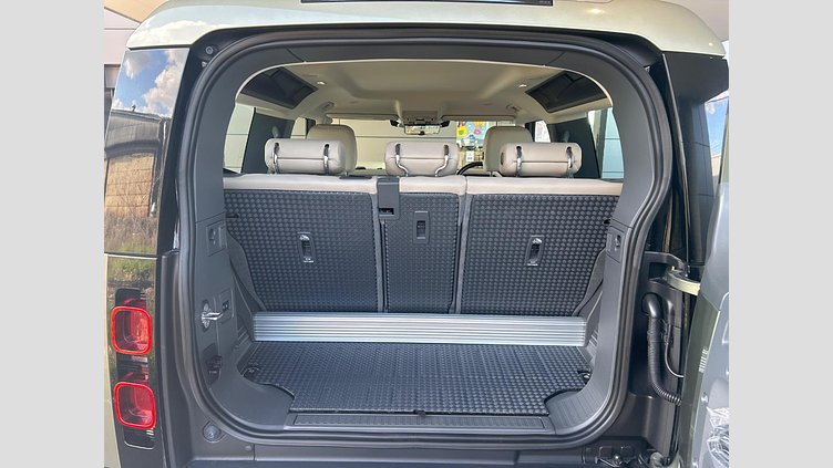 2021 認定中古車 Land Rover Defender 90 パンゲアグリーン P300 AWD（AT） SE