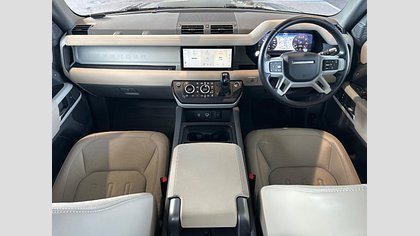 Defender 90 6