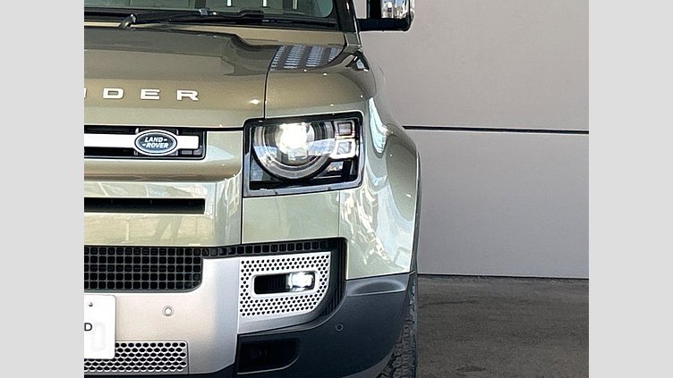 2021 認定中古車 Land Rover Defender 90 パンゲアグリーン P300 AWD（AT） SE