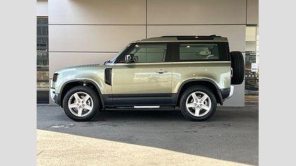 Defender 90 54