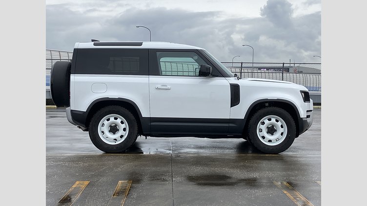 2022 認定中古車 Land Rover Defender 90 Fuji White 2.0 litre i4P Petrol 2.0 P300