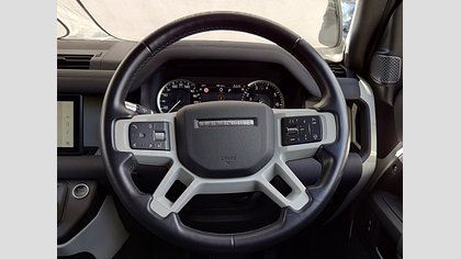 Defender 110 37