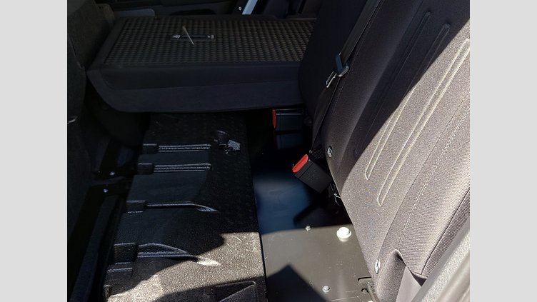 2020 認定中古車 Land Rover Defender 110 フジホワイト P300 AWD（AT） ベース