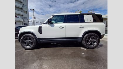 Defender 110 12