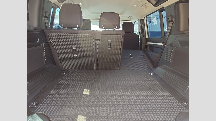2020 認定中古車 Land Rover Defender 110 フジホワイト P300 AWD（AT） ベース