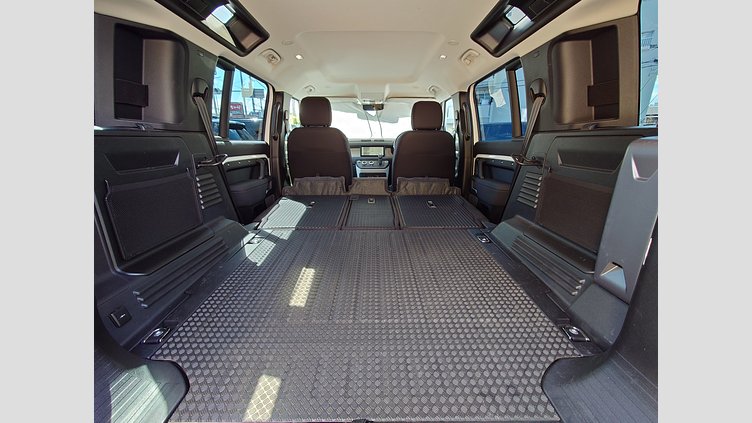 2020 認定中古車 Land Rover Defender 110 フジホワイト P300 AWD（AT） ベース