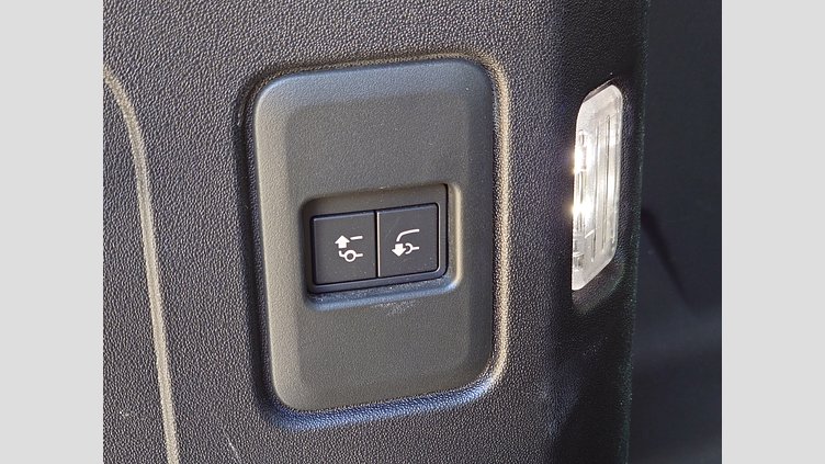 2020 認定中古車 Land Rover Defender 110 フジホワイト P300 AWD（AT） ベース