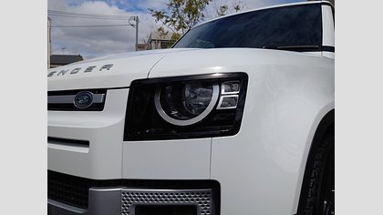 Defender 110 4