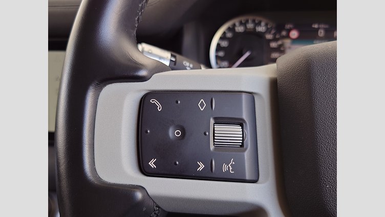 2020 認定中古車 Land Rover Defender 110 フジホワイト P300 AWD（AT） ベース