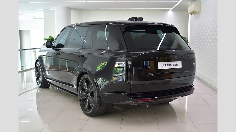 2023 อนุมัติ Land Rover Range Rover Santorini Black 4.4 litre V8 530PS Twin Turbocharged Petrol LWB Autobiography