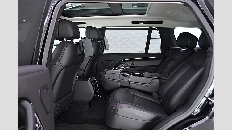 2023 อนุมัติ Land Rover Range Rover Santorini Black 4.4 litre V8 530PS Twin Turbocharged Petrol LWB Autobiography