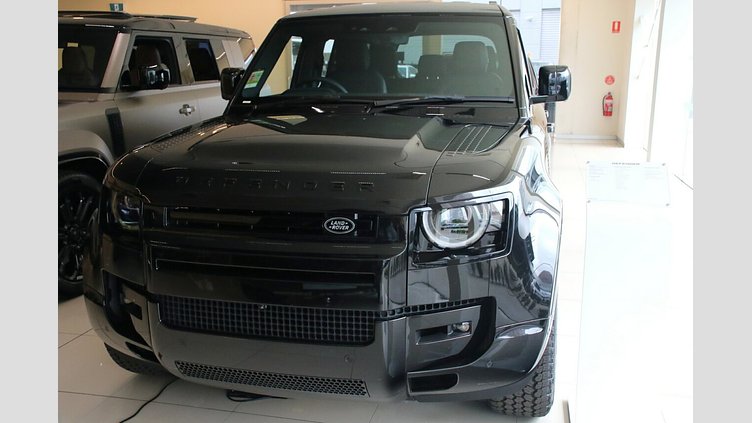 2025 New Land Rover Defender 110 Santorini Black P425 Petrol V8 X-Dynamic SE
