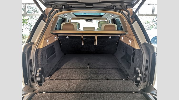 2022 認定中古車 Land Rover Range Rover アイシーホワイト - グロスフィニッシュ P530 AWD（AT） スタンダードホイールベース SV