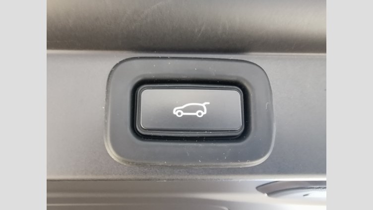 2022 認定中古車 Land Rover Range Rover アイシーホワイト - グロスフィニッシュ P530 AWD（AT） スタンダードホイールベース SV