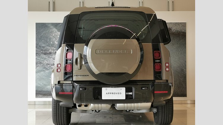 2024 認定中古車 Land Rover Defender 130 ゴンドワナストーン D350 ディーゼルマイルドハイブリッド X-Dynamic SE
