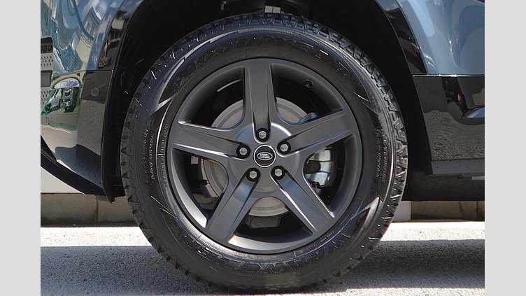 2025 認定中古車 Land Rover Defender 110 タスマンブルー P300 ガソリン X-Dynamic SE